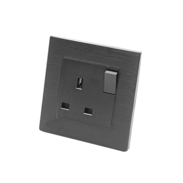I LumoS Luxury Switched Black Brushed Aluminium UK 13A Plug Single Socket
