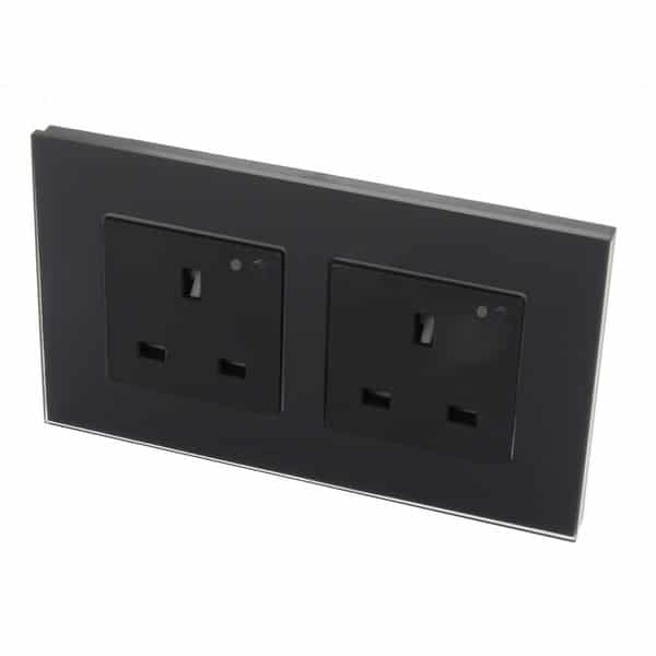 I LumoS PRO Smart Wi-Fi Black Glass Frame Switched UK 13A Double Socket