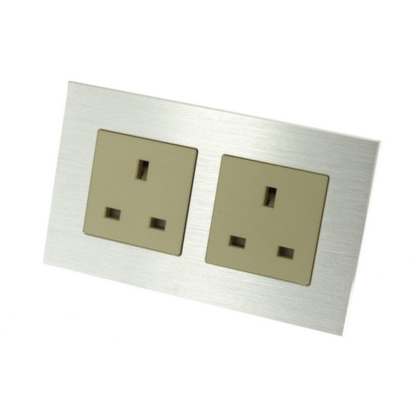 I LumoS Silver Unswitched Brushed Aluminium UK 13A Wall Plug Double Socket